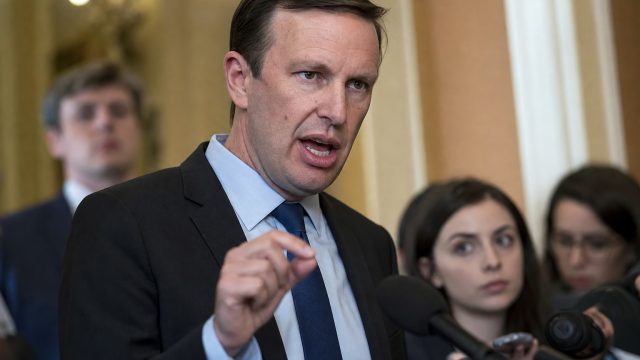 Senator Murphy's Sharp Critique of Trump's Presidency | turuk artinya, slot saja, togel singapore on